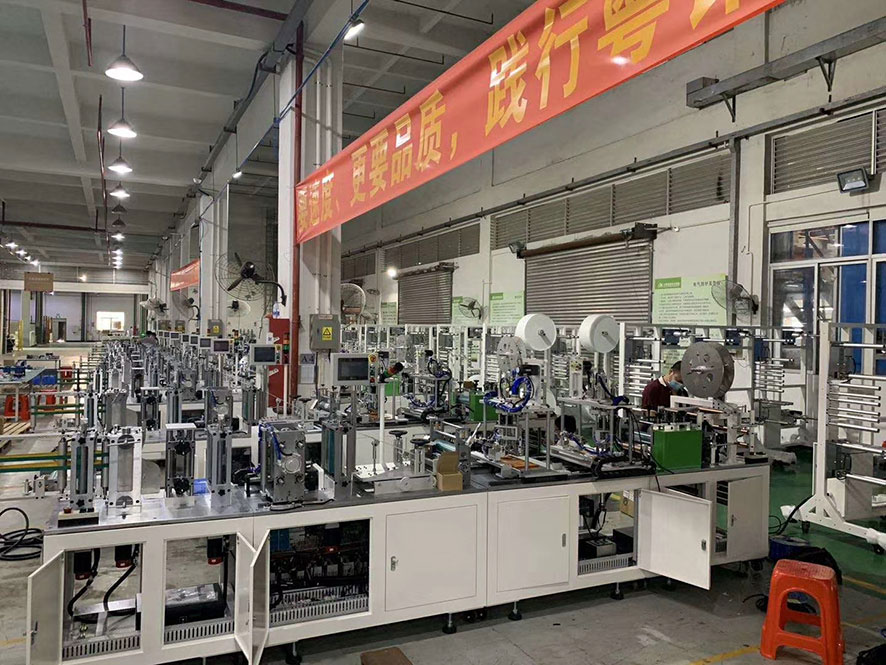 廣東東莞半自動(dòng)口罩機(jī)多少錢一臺(tái)