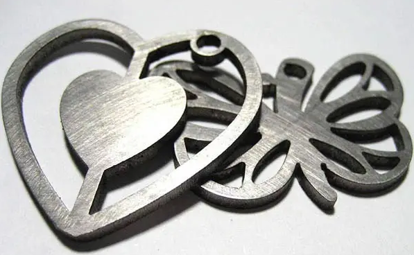 激光切割碳鋼不黑邊，關鍵就在這幾點