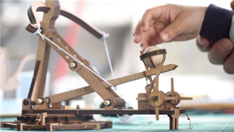 激光切割木質(zhì)古戰(zhàn)車,古戰(zhàn)車激光加工,古戰(zhàn)車激光切割工藝