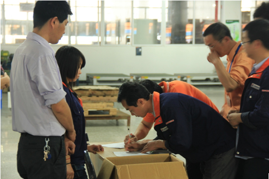 愛(ài)，在春天里涌動(dòng)