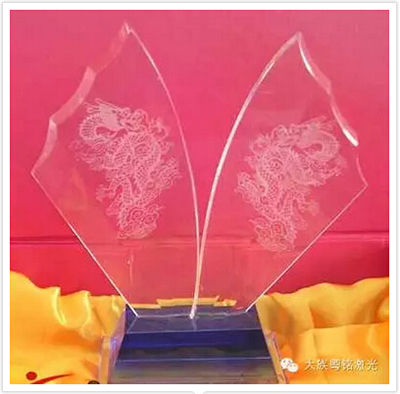 激光雕刻機的元旦禮物