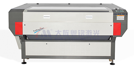 激光繡花切割機(jī)