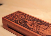 開學第三課，文具盒與木盒激光雕刻機一拍即合