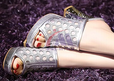 <a href=http://www.sibinbian.com.cn/chanpin/83.html target=_blank class=infotextkey><a href=http://www.sibinbian.com.cn/chanpin/60.html target=_blank class=infotextkey><a href=http://www.sibinbian.com.cn/chanpin/60.html target=_blank class=infotextkey>皮革激光切割</a></a></a>.jpg