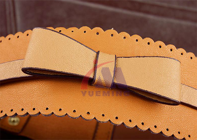 <a href=http://www.sibinbian.com.cn/chanpin/78.html target=_blank class=infotextkey>皮料激光切割</a>02.png