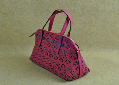 <a href=http://www.sibinbian.com.cn/chanpin/70.html target=_blank class=infotextkey>激光切割印花</a>01.png