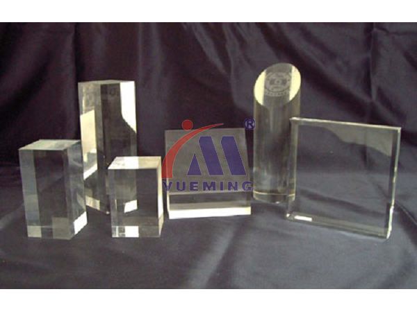 粵銘,粵銘激光雕刻機(jī),激光切割機(jī),激光打標(biāo)機(jī)